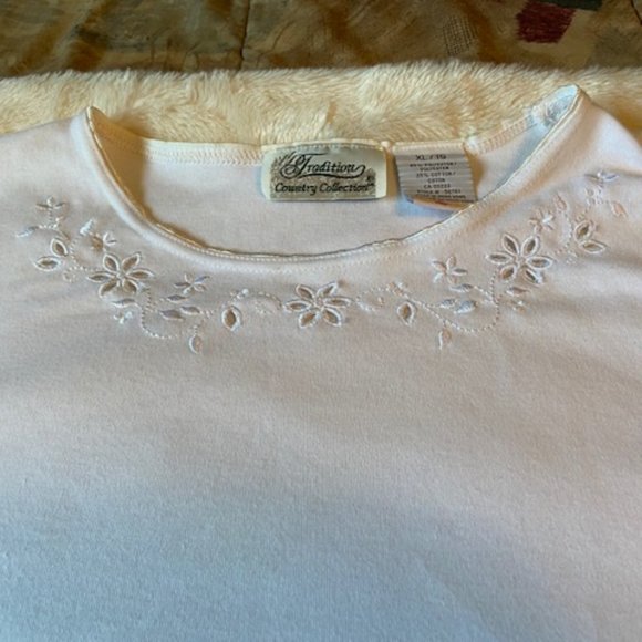 - Tradition Country Collection by Sears Ladies White T-shirt Size XL - Picture 3 of 9